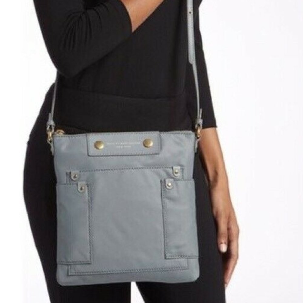Marc by Marc Jacobs // Preppy Gray Crossbody